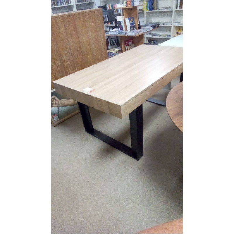 TABLE MODERNE RECTANGULAIRE