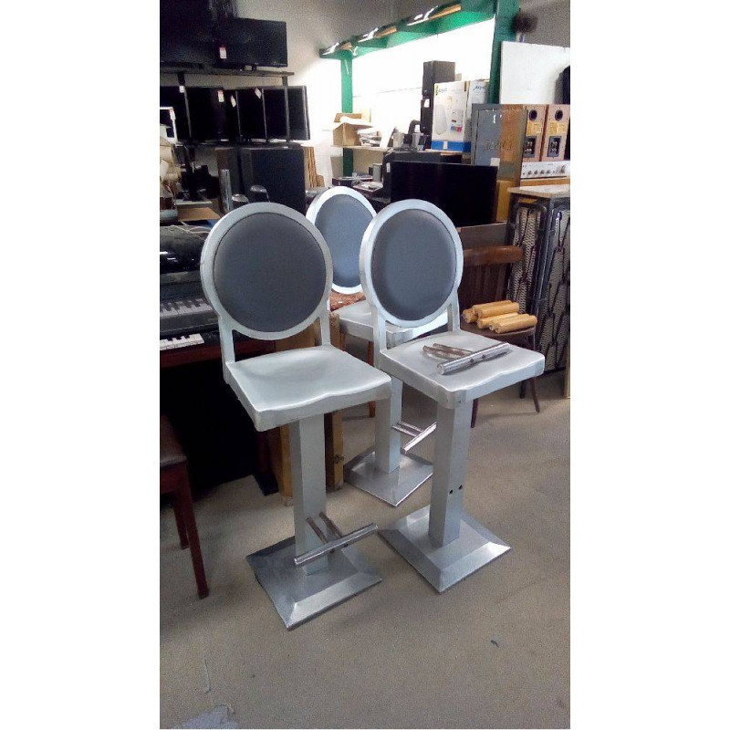 LOT DE 3 TABOURETS DE BAR STYLE AVIATION