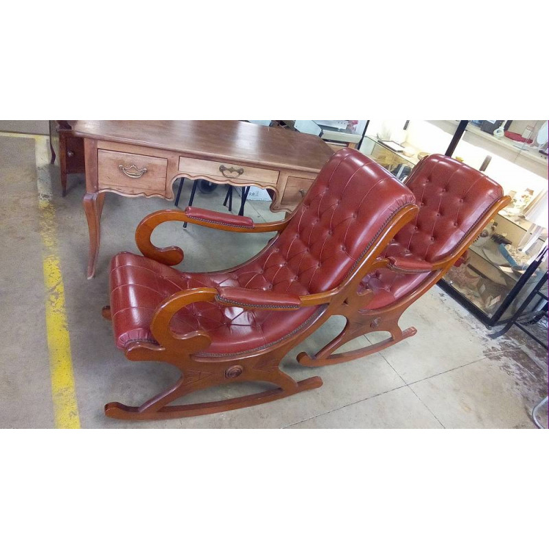 PAIRE DE ROCKING CHAIRS CHESTERFIELD
